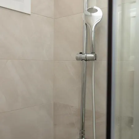 公寓 Rooftop Tsimiski *